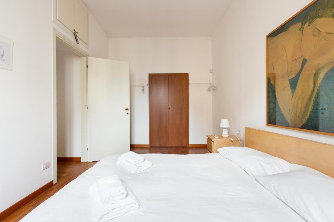 Cozy Apt With Balcony - Porta Romana District Milano Exteriör bild